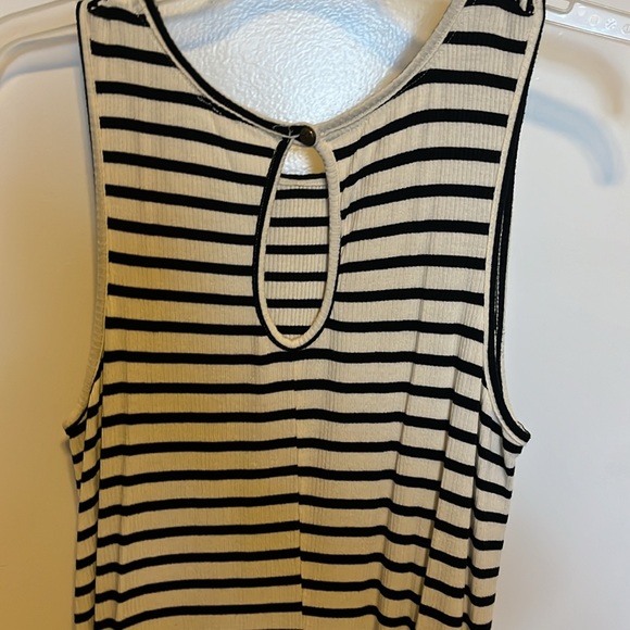 Xhilaration Summer Dress - Picture 3 of 3